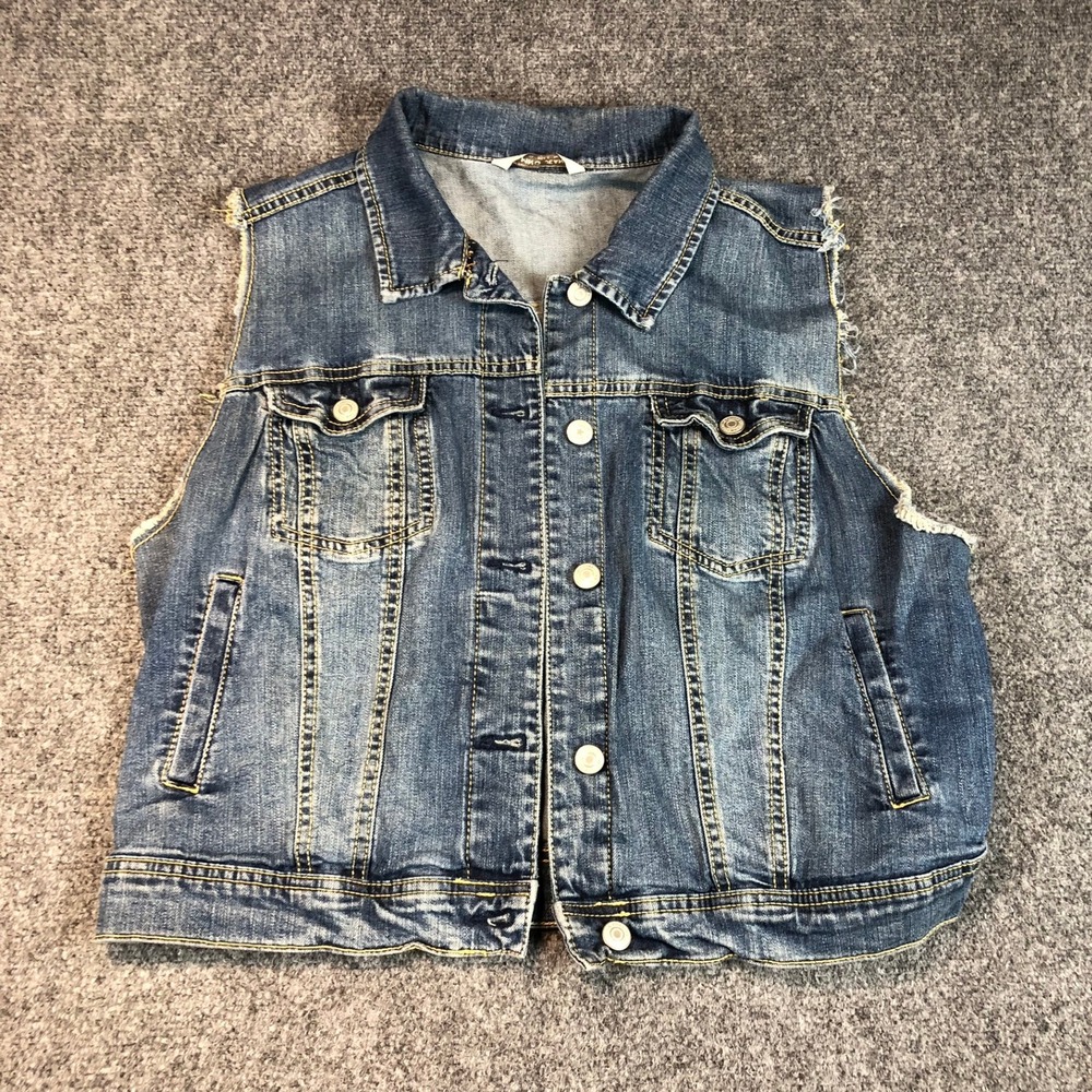 MNG Jeans Distressed Denim Vest Size XL Cutoff Sleeves Button Up‎ Blue